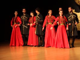 Kafkas Dansları Büyüledi