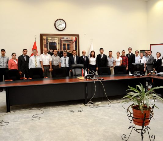 AİBÜ Aday Memurları Yemin Ederek Asli Memurluğa Atandı