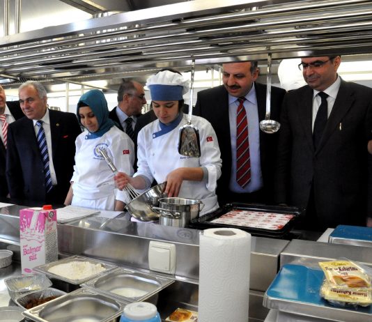 TRT Anadolu, AİBÜ Mengen Kampüsünü Ekrana Taşıdı