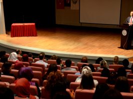 AİBÜ Öğrencilerinden ‘Dünya Süt Günü’ Etkinliği