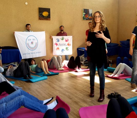 Yaşlılarla Egzersiz Yaptılar