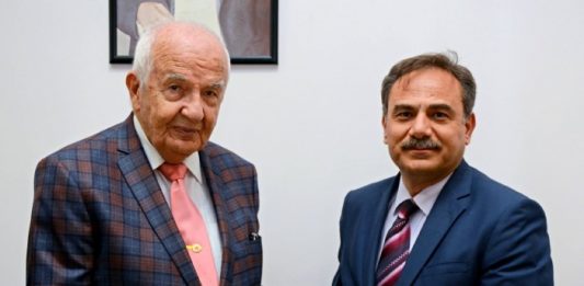 Devlet Eski Bakanı Kazım Oksay, Kütüphanesinin En Nadide Eserlerini AİBÜ’ye Bağışladı