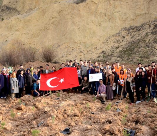 AİBÜ Öğrenci Konseyi, Şehitlerimiz Anısına Fidan Dikti
