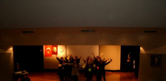 Öğretmen Adaylarından Minik Öğrencilere Müzik Eğitimi…