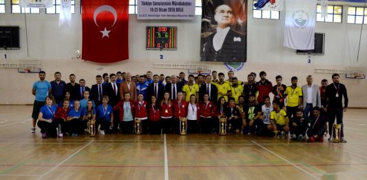 AİBÜ Takımları, Hokey Şampiyonası’nı Dereceyle Tamamladı