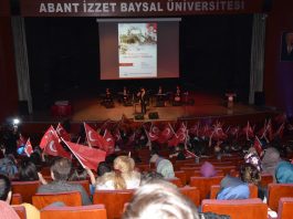 AİBÜ’de 18 Mart’tan 15 Temmuz’a Hürriyet Türküleri Söylendi