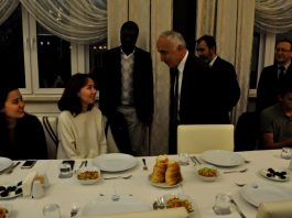 Rektör V. Mollaibrahimoğlu, Uluslararası Öğrencileri İftarda Ağırladı