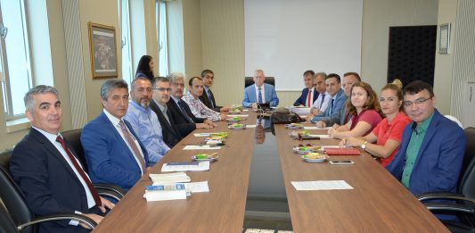 AİBÜ Yönetim Kurulu, Rektör Alişarlı Başkanlığında İlk Toplantısını Gerçekleştirdi