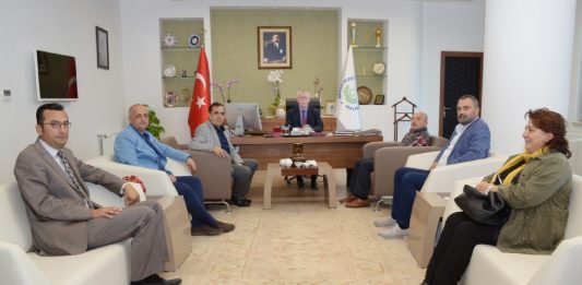 BTSO’dan Rektörümüze Tebrik Ziyareti