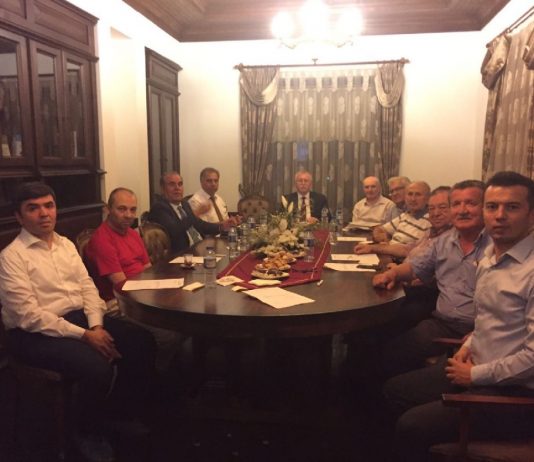 Rektör Alişarlı, AİBÜ Ar-Ge Vakfı Üyeleriyle Bir Araya Geldi