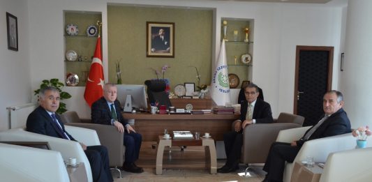 Prof. Dr. Sami Güçlü ve Bolu Belediye Başkanı Alaaddin Yılmaz, Rektör Alişarlı’yı Ziyaret Ettiler