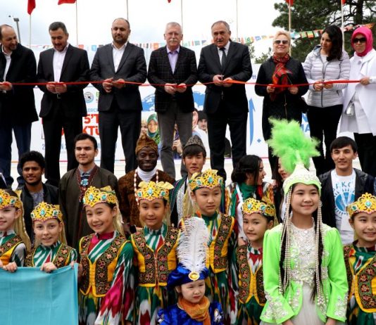 Rektör Alişarlı, “Uluslararası Öğrenci Buluşması” Etkinliğine Katıldı