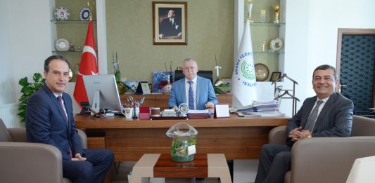 Abdi Ayhan Önder’den Rektör Alişarlı’ya Ziyaret