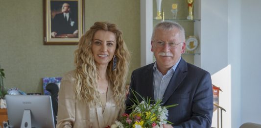 Park ve Bahçeler Müdürü Aylin Aydın’dan Öğretmenler Günü Ziyareti