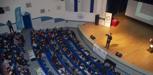 Abdurrahman Uzun, Üniversite Gençliğiyle Buluştu