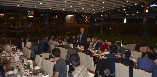 Rektör Alişarlı’dan Ödüllü Proje Sahibi Mühendislik Fakültesi Öğrencilerine İftar