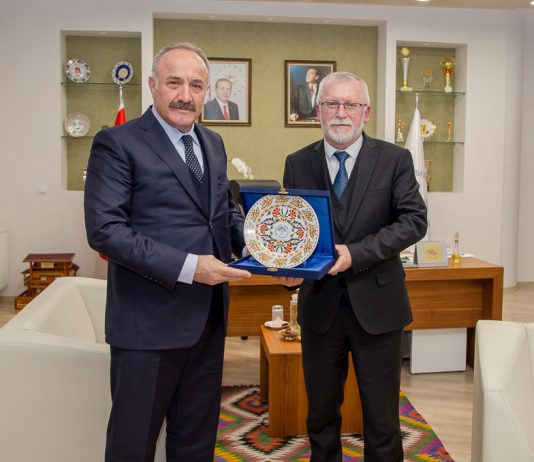 MGK Genel Sekreteri Rektör Alişarlı’yı Ziyaret Etti