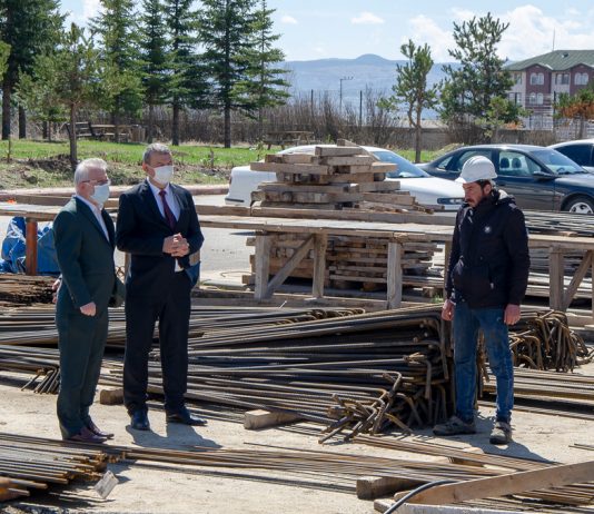 Rektör Alişarlı, Gerede Uygulamalı Bilimler Fakültesi Ek Binasında İncelemelerde Bulundu