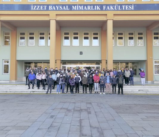 İzmir Semih Tınay Anadolu Lisesi Öğrencileri, BAİBÜ’yü Ziyaret Etti