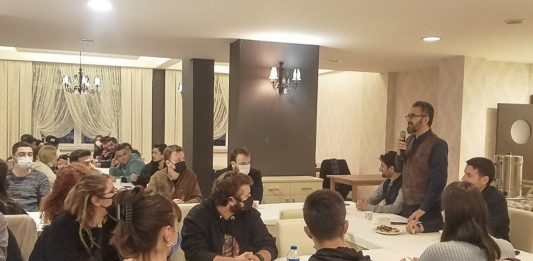 Öğrenci Dekanlığı, SKS ve Öğrenci Toplulukları Tanışma Toplantısı Yapıldı