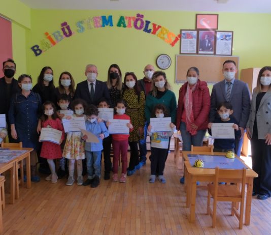 STEM Çocuk Atölyesi’ne Katılan Minik Öğrencilere Katılım Belgeleri Verildi