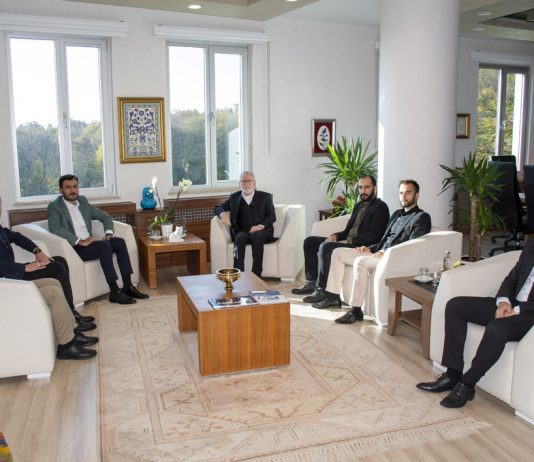 TÜGVA İl Temsilcisi Sadık Kuru Rektör Alişarlı’yı Ziyaret Etti