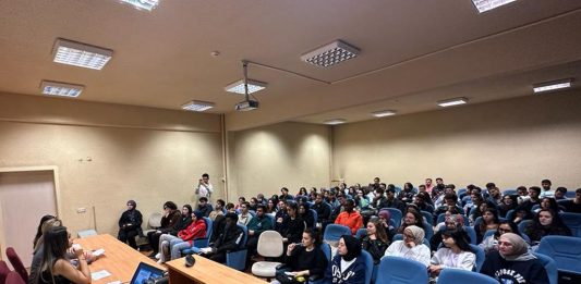 Üniversitemiz Mimarlık Fakültesi Öğrencilerine Kariyer Planlama Eğitimi