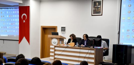 Değerli Halk Bilimci Mansur Kaymak’tan Üniversitemizde Müzik Çalıştayı