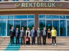 KKTC Maliye Bakanı’ndan Rektörlüğümüze ziyaret