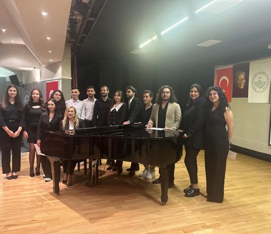 Müzik Bölümü öğrencilerimizden piyano konseri