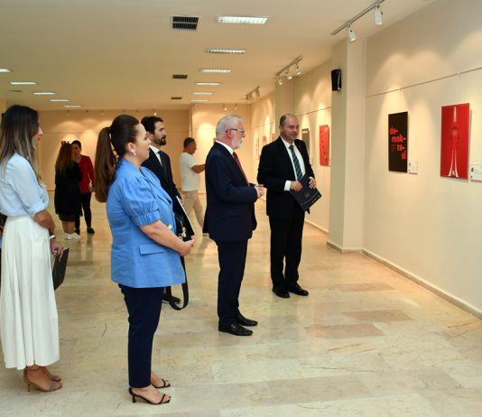 Milletin zaferini anlatan afiş sergisi açıldı