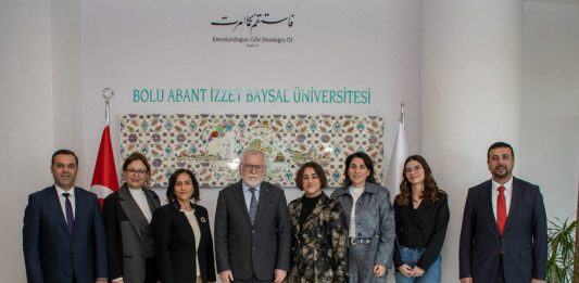 Hemşirelik Bölümü’ne akreditasyon değerlendirmesi