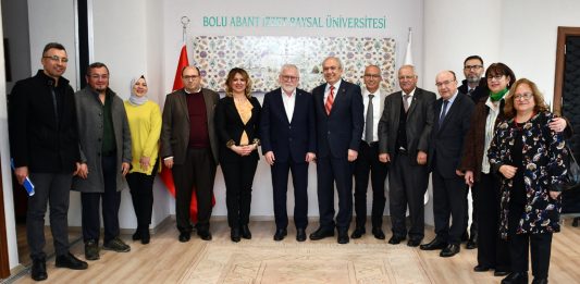 Bolu Tanıtım Günleri’ni düzenleyen ekipten Rektörümüze ziyaret