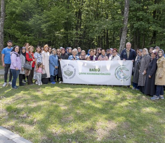 Anneler Üniversitede Okulu Sürüyor