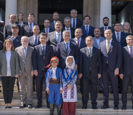 Bakan Memişoğlu’nun Valilik Ziyaretine Rektör Alişarlı da Katıldı