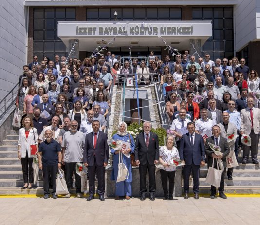 Çeyrek Asırlık Akademisyenlerimize Akademik Hizmette 25. Yıl Onur Töreni yapıldı