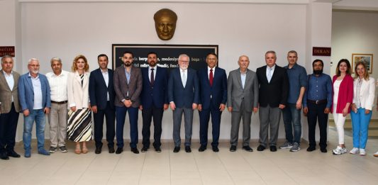 Fen Edebiyat Fakültesi’nde Devir Teslim Töreni Yapıldı