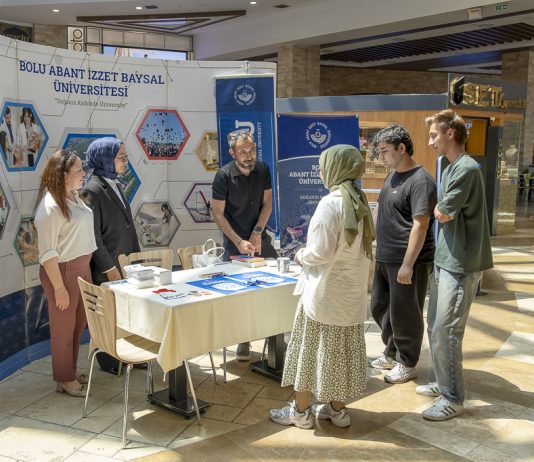 BAİBÜ Tercih Danışma Standı Sizleri Bekliyor