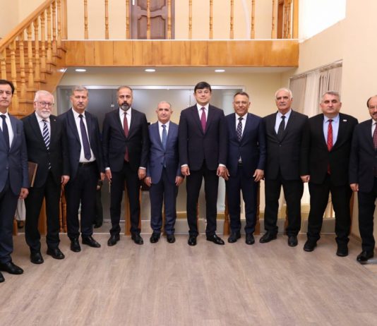 Türkiye-Azerbaycan yükseköğretiminde ortak çalışmalar hız kazanıyor