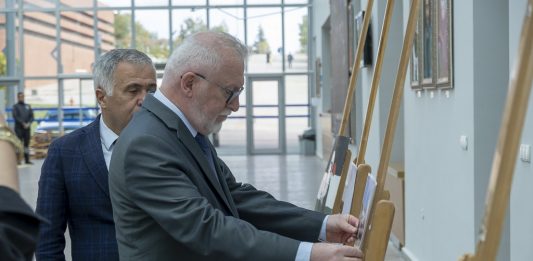 Gazze’deki soykırımı anlatan fotoğraflar sergileniyor