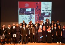 İzzet Baysal Huzurevi sakinlerinden Türk Halk Müziği konseri