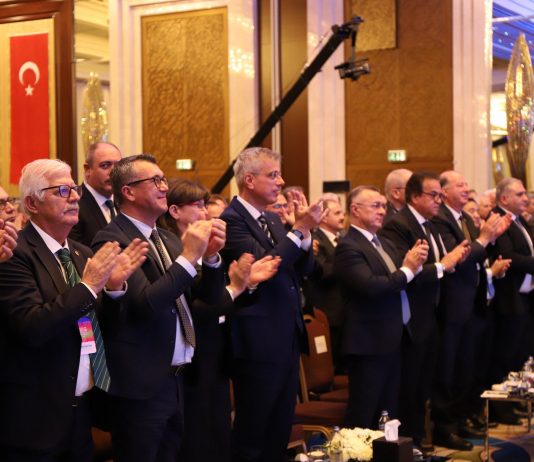 Rektörümüz Prof. Dr. Mustafa Alişarlı, 11. Türk Tıp Dünyası Kurultayı’na Katıldı