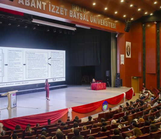 Psikolojik bozukluklara dair vaka sunumları yapıldı