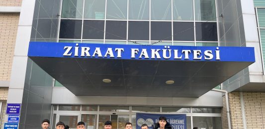 Gençlik Üniversitesi Kapsamında Öğrenciler Fakülteleri Yerinde Tanıdı