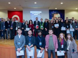 Afet ve Finans Zirvesi’nde sektörün önemli isimleri öğrencilerle buluştu