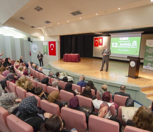 12. Anneler Üniversitede Okulu başladı