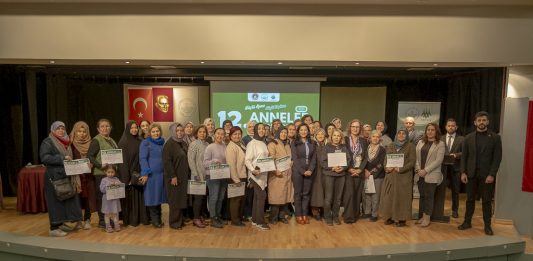 Obezite konusunda annelere akademik bilgilendirme