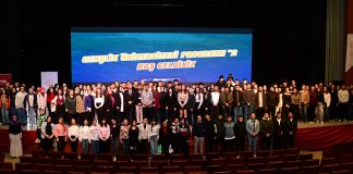 Gençlik Üniversitesi, lise öğrencilerinin kariyer planlarına katkı sundu