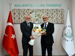 Rektörümüz Prof. Dr. Faruk Yiğit, görevine başladı.
