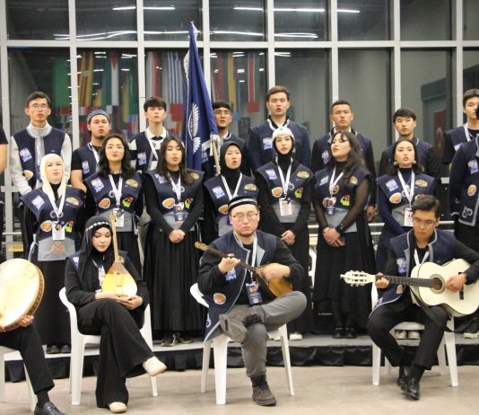 BAİBÜ’de “SAQ DALA III – Yürekten Yere” Tiyatro Gösterimi Gerçekleştirildi